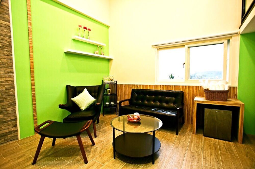 Cape Eluanbi Tiffany Homestay מראה חיצוני תמונה